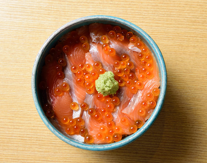 サーモンといくら丼